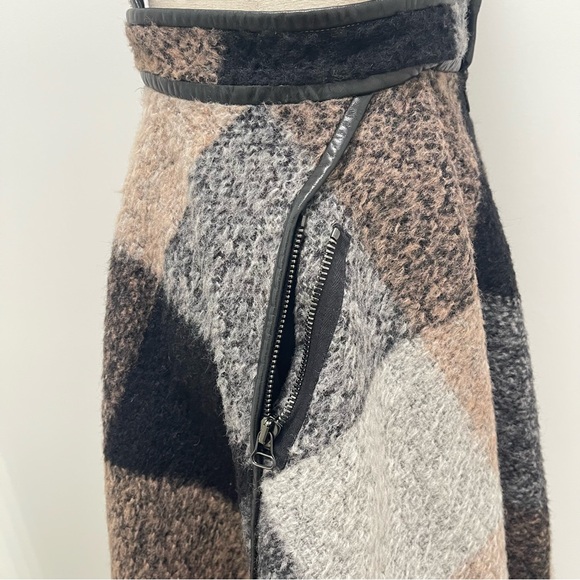 RARE 2010 3.1 Phillip Lim Trapezoid Leather Binding Brown Plaid Skirt Size 6 - Picture 8 of 15